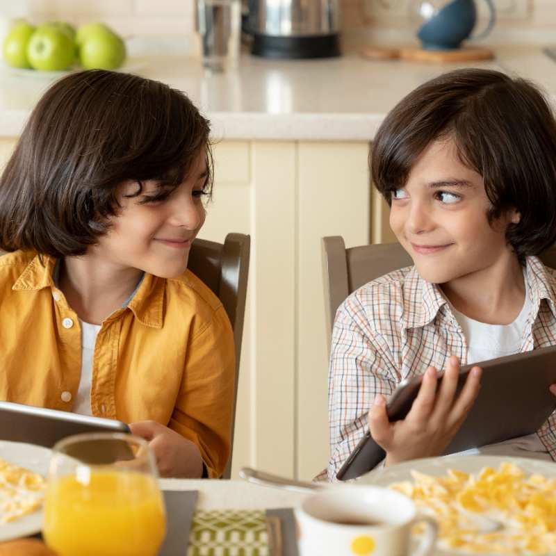 L'impatto della genetica sul comportamento alimentare dei bambini da 16 mesi a 13 anni