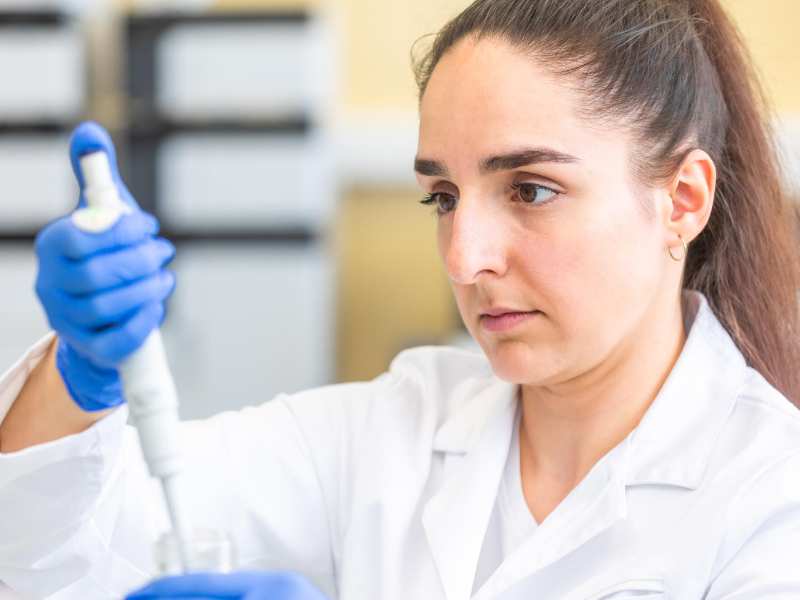 Glifo para ¿Qué hay que saber sobre la prueba genética preimplantacional (PGT-A)?
